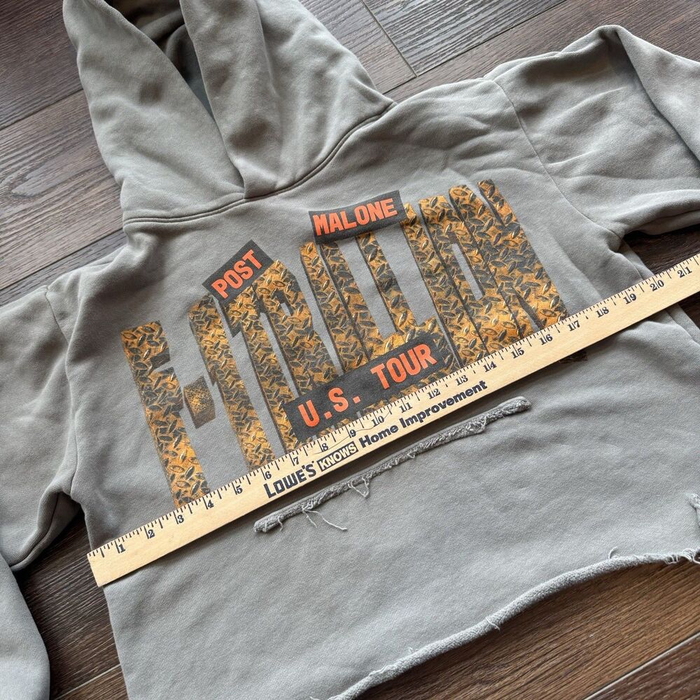 Post Malone F-1 Trillion U.S. Tour Hoodie Cropped Distressed Gray Size Small - Picture 4 of 9